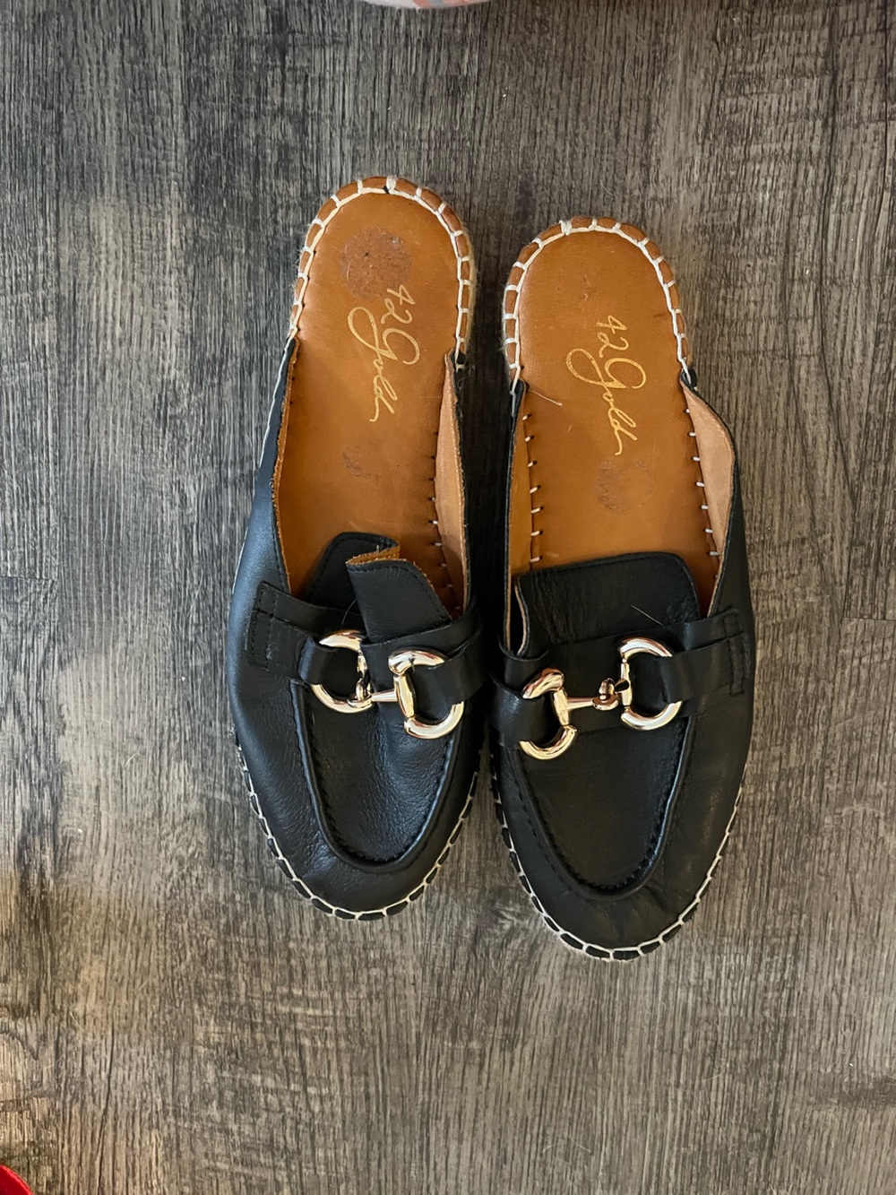 42 GOLD Black Slip-On Mule Loafers with Gold Horsebit